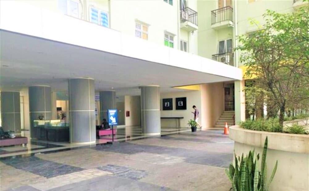 The Suites @ Metro Apartment Bandung Exterior photo